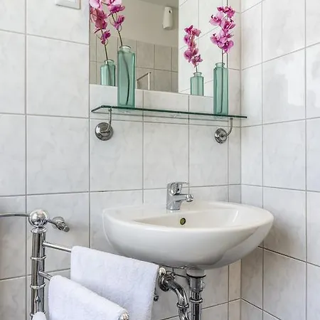 Alexanderplatz Accommodations Berlin