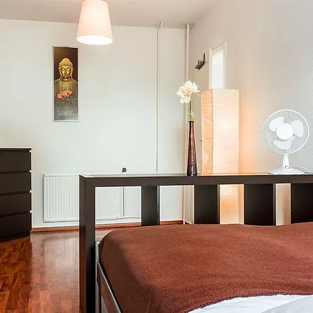 Apartamento Alexanderplatz Accommodations Berlim