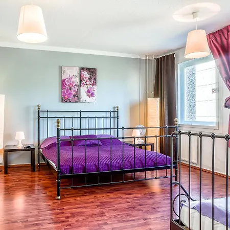 Alexanderplatz Accommodations Apartamento