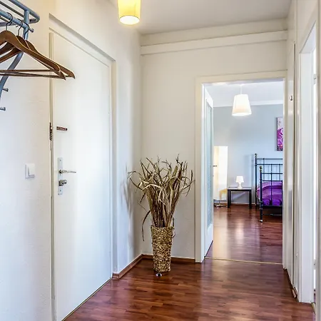Apartamento Alexanderplatz Accommodations *